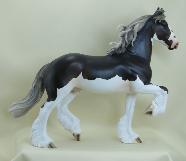 MACMURROUGH - Blue Taffy Pinto Extreme Trotting Draft Horse LE3 3/15