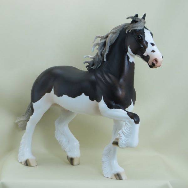 MACMURROUGH - Blue Taffy Pinto Extreme Trotting Draft Horse LE3 3/15