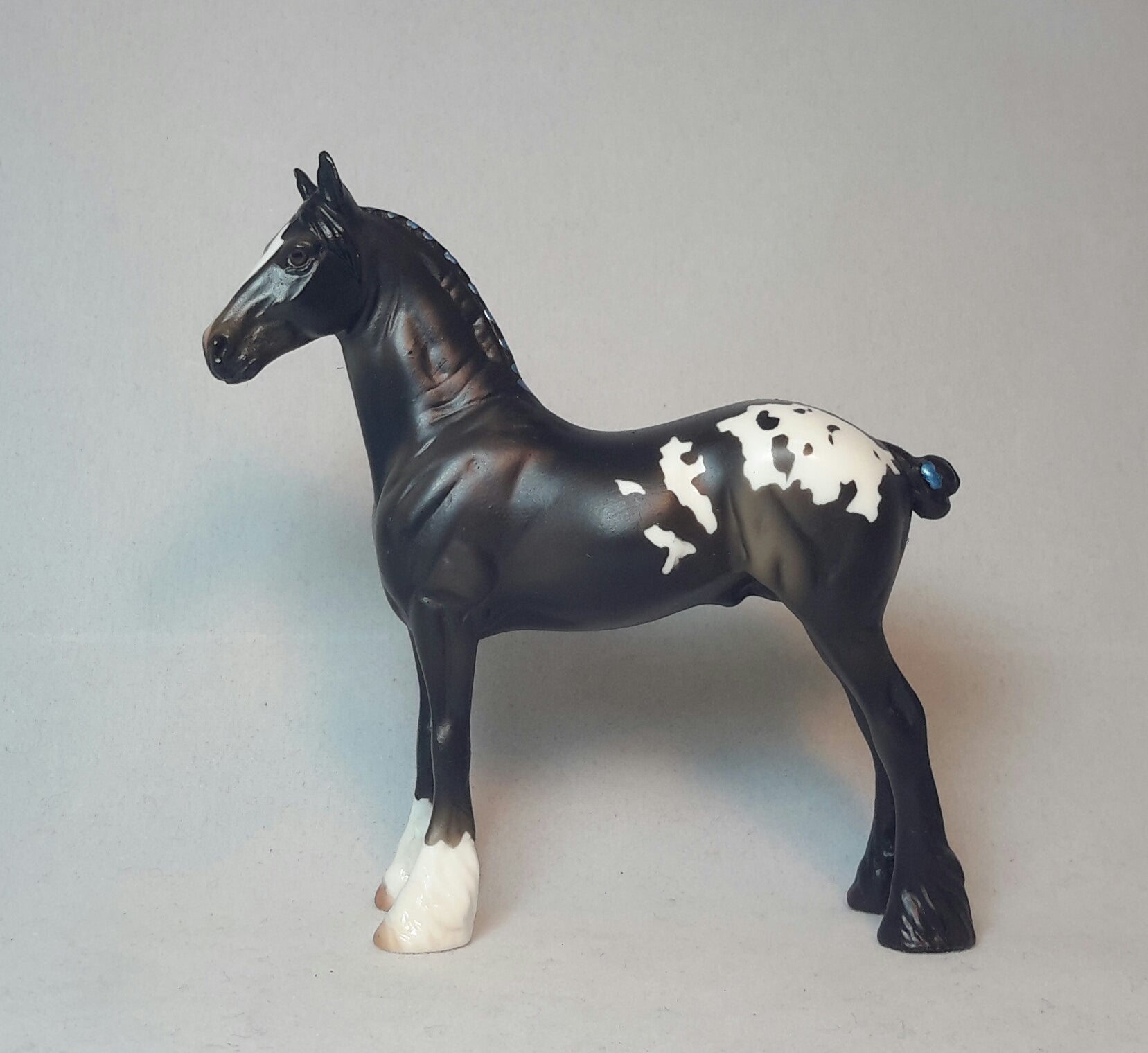 ANT JO - Appaloosa Chip Drafter Model Horse