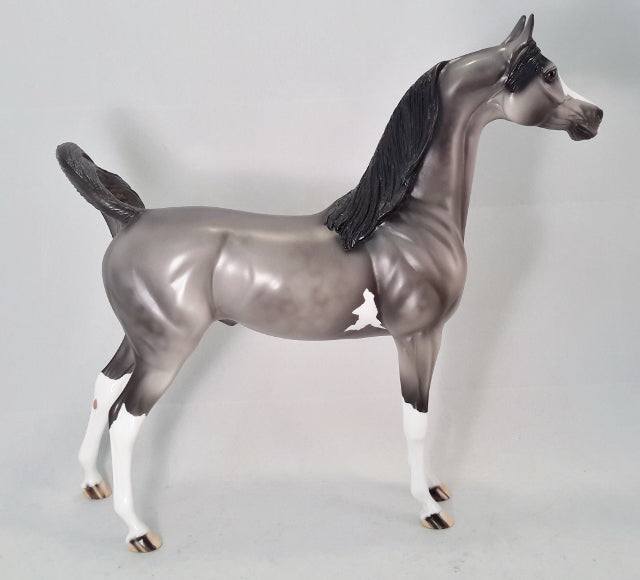 RAINY DAY PEOPLE - Gray Arabian