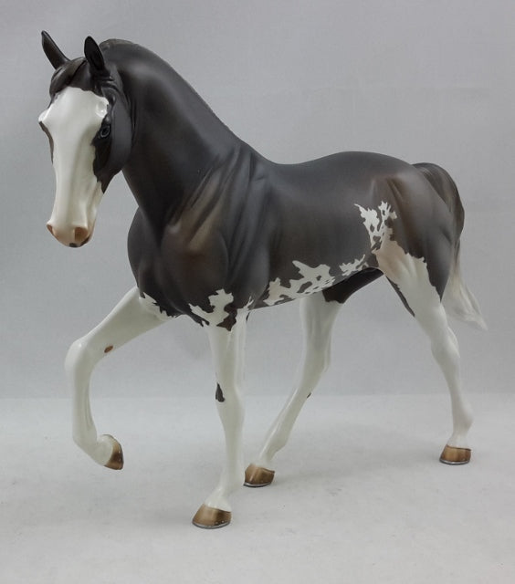 FREEDOM - Gray Pinto Tennessee Walker Model Horse