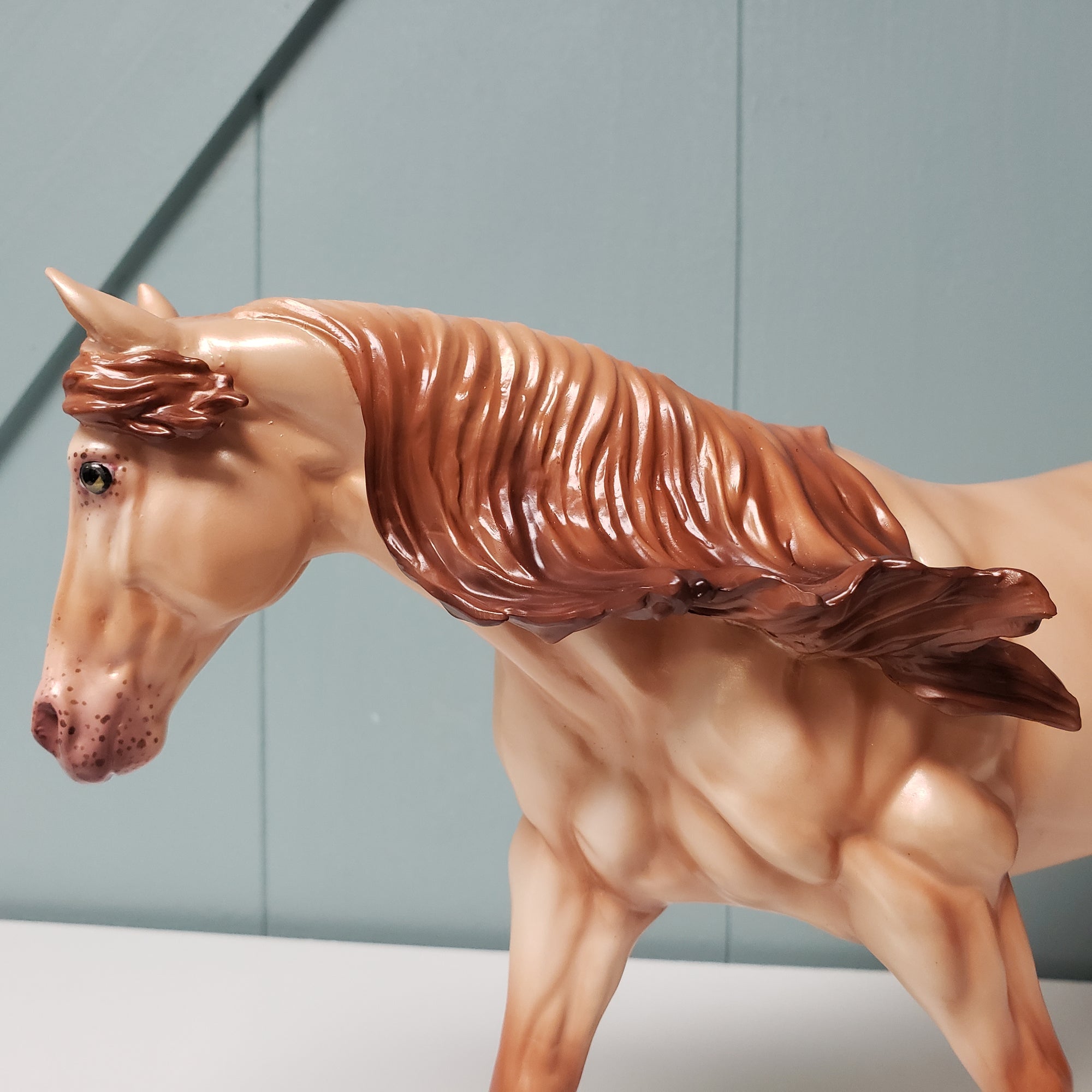 Best Foot Forward LE-20 Run Golden Chestnut Champagne Custom Running Stock Horse by Ellen Robbins- SHCF24