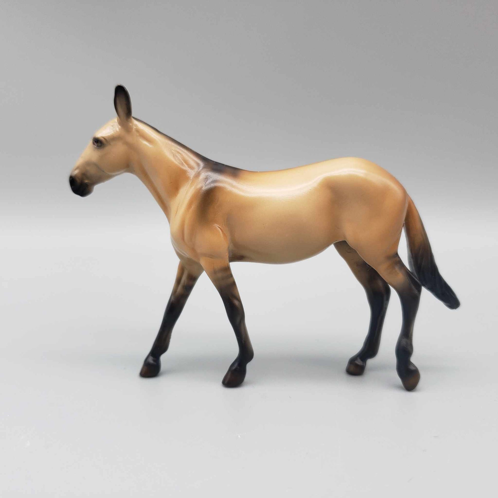 Gulliver's Travels Grab Bag Chip - 30 pcs 10 Assorted Styles of Chips By Ellen Robbins Classic Literature Series 2024 CL24