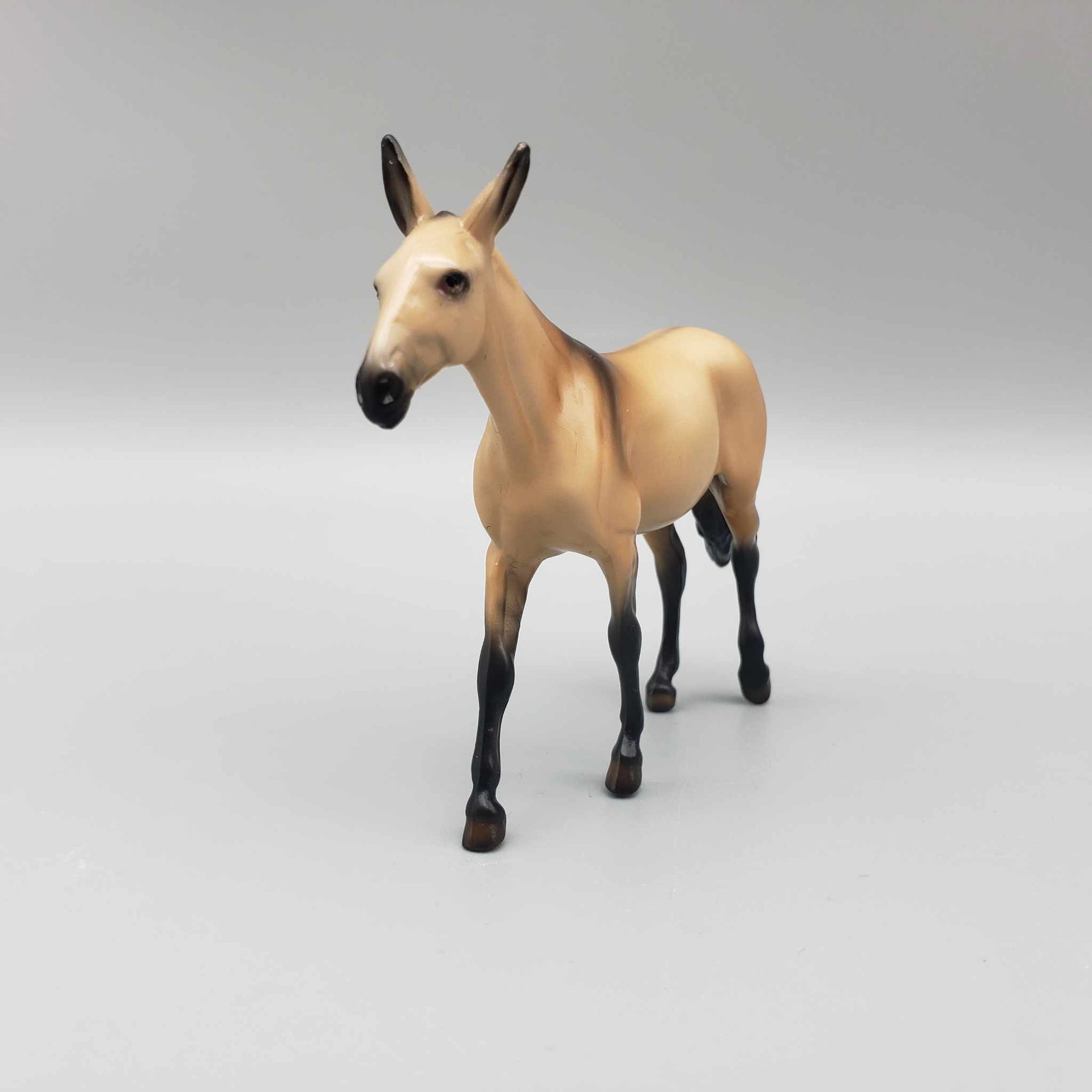 Gulliver's Travels Grab Bag Chip - 30 pcs 10 Assorted Styles of Chips By Ellen Robbins Classic Literature Series 2024 CL24