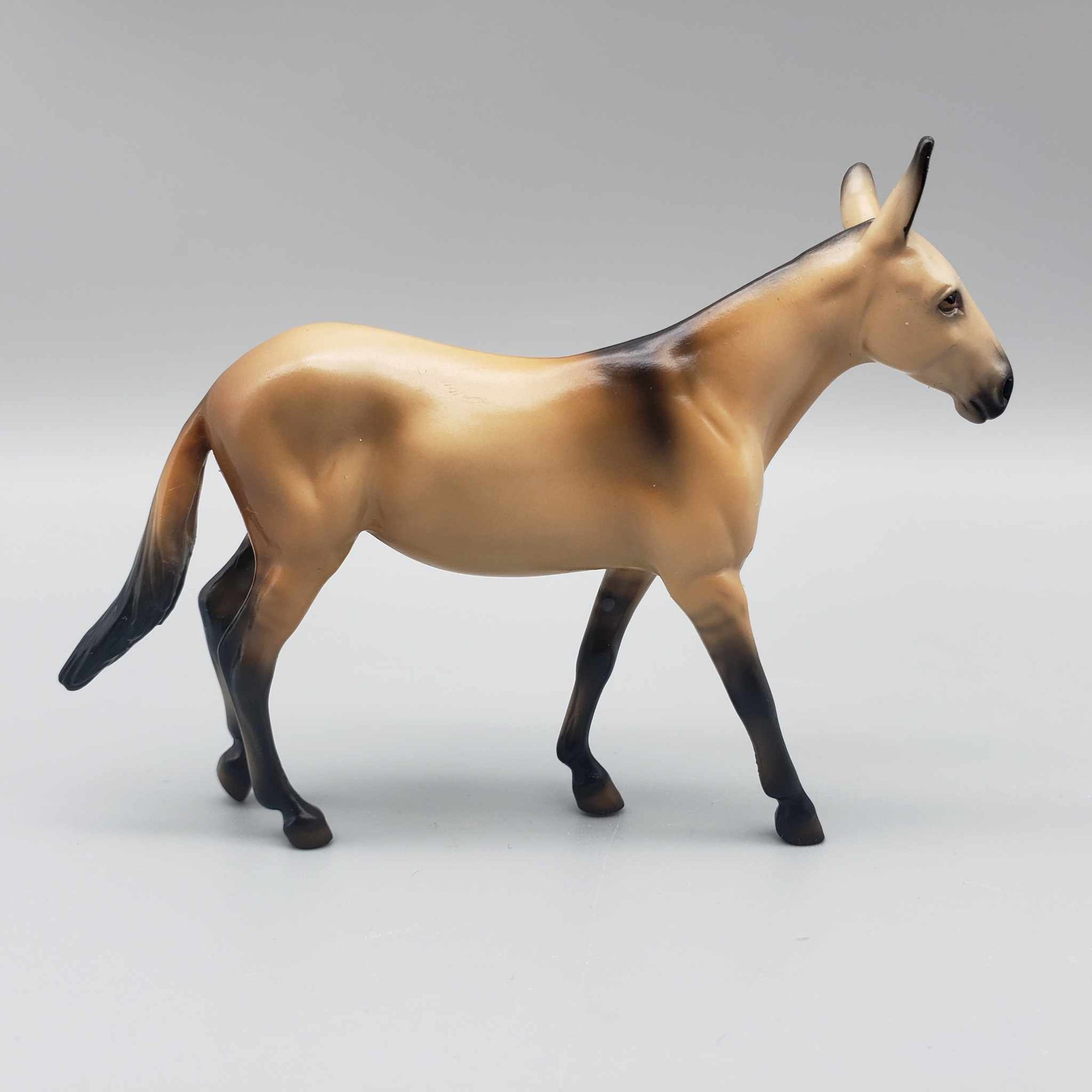 Gulliver's Travels Grab Bag Chip - 30 pcs 10 Assorted Styles of Chips By Ellen Robbins Classic Literature Series 2024 CL24