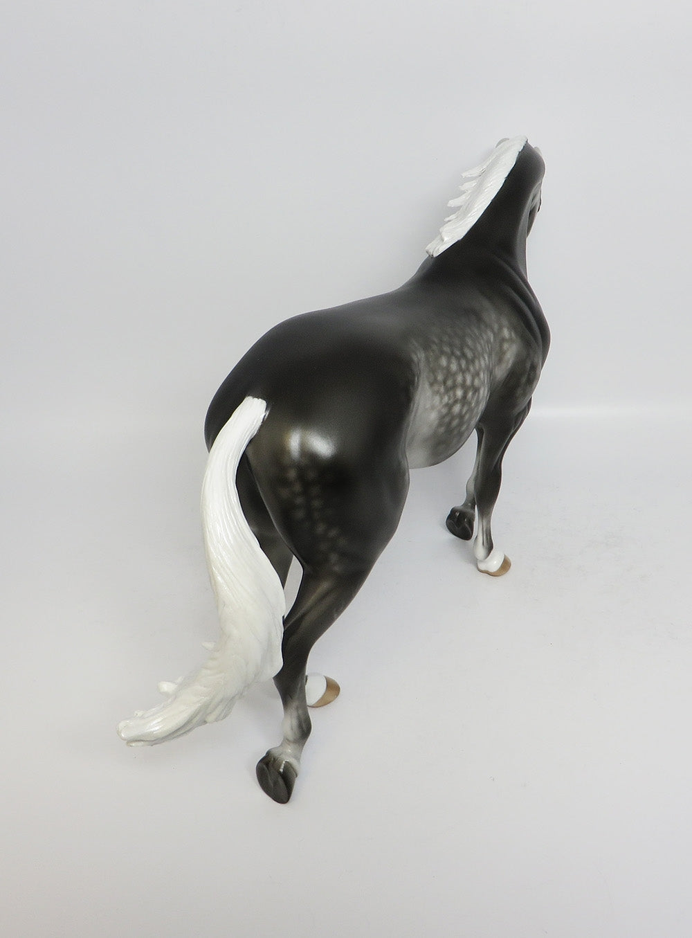 TRENDMASTER-OOAK STAR DAPPLE THOROUGHBRED MODEL HORSE BY SHERYL LEISURE 12/28/17