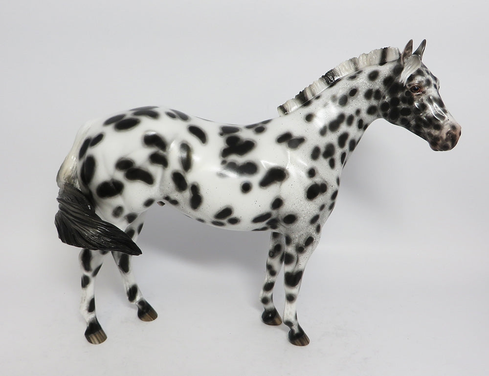 APPLAUSE-OOAK BLACK LEPOARD ISH MODEL HORSE BY SHERYL LEISURE 12-19-17