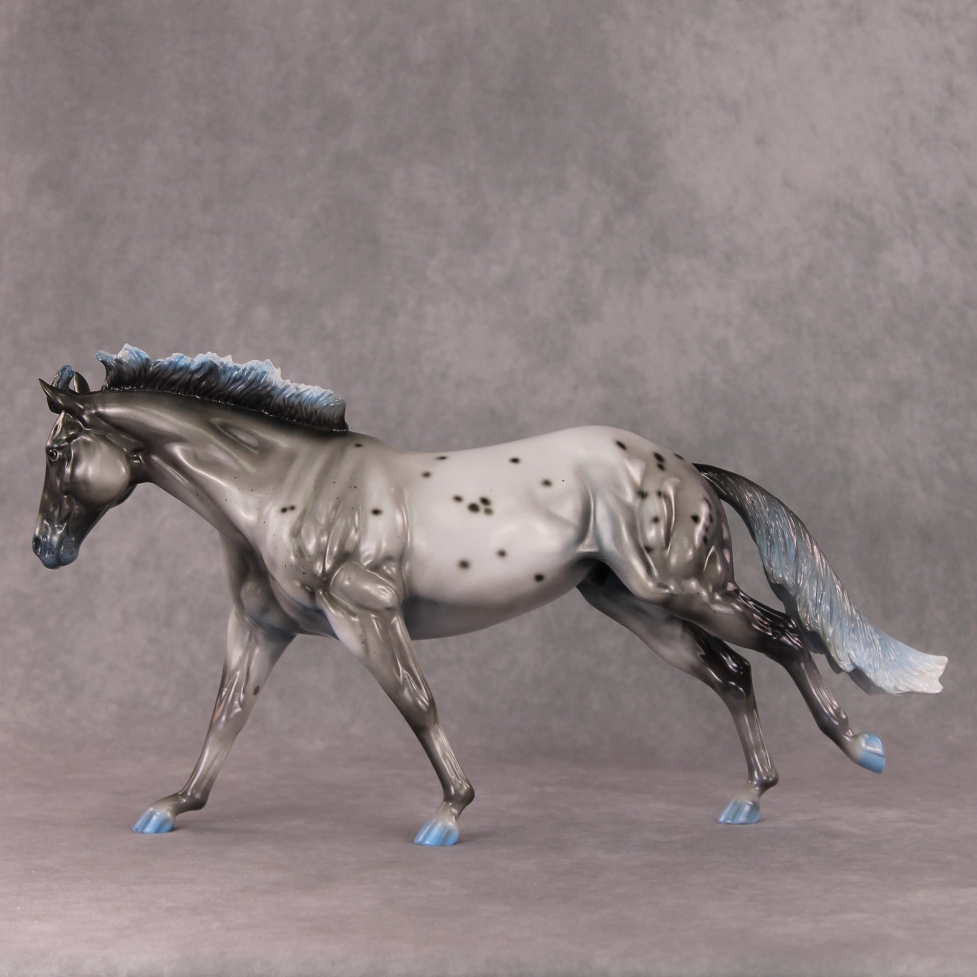 Frostbite OOAK Grey Blue Deco Appy Glossy Remington By Ellen Robbins HS24