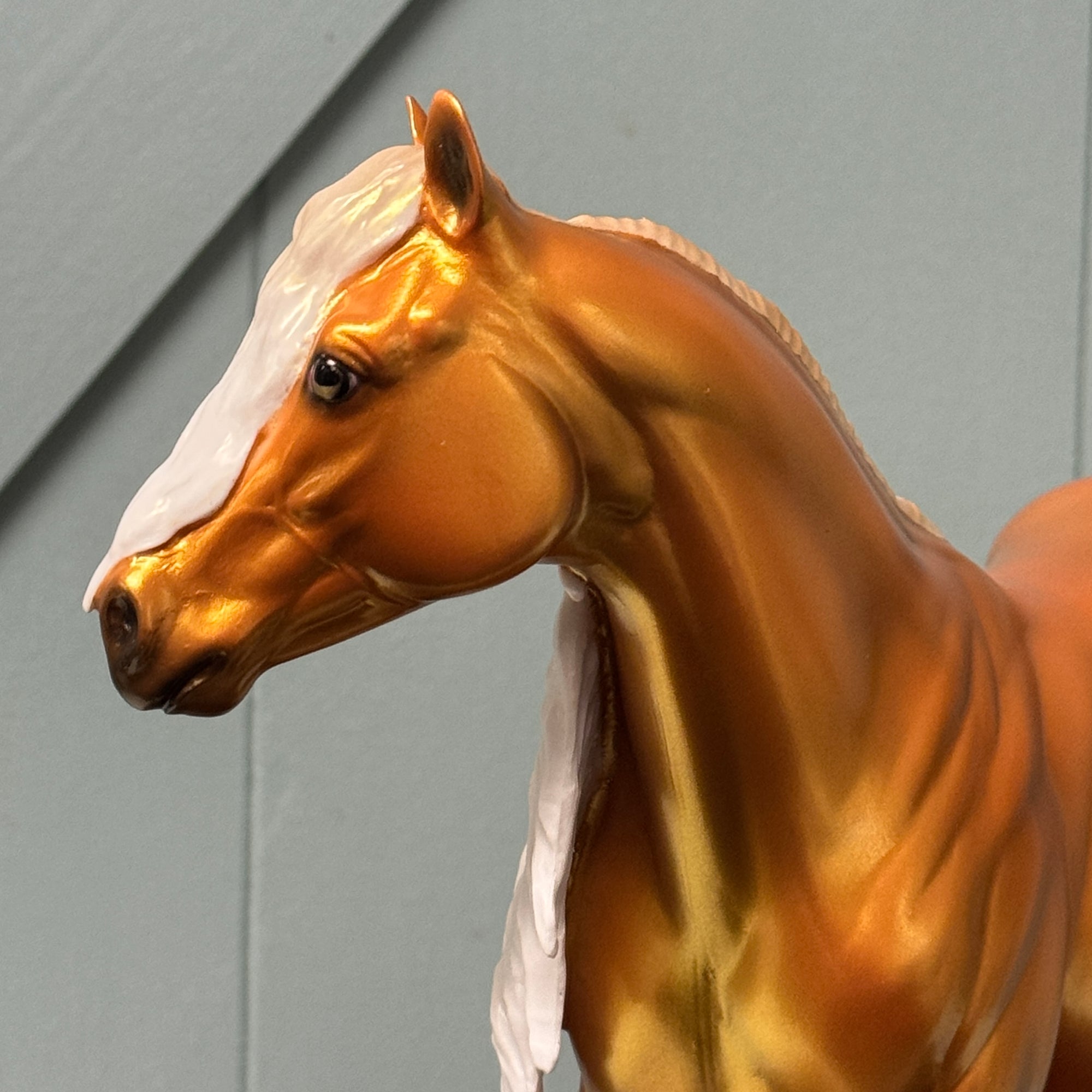 Oscar LE-6 Run ART OF THE HORSE 2024 PRIZE MODEL Gold Deco ISH On Wood Base with Award Plate By Jess Hamill & Ellen Robbins - EQ24
