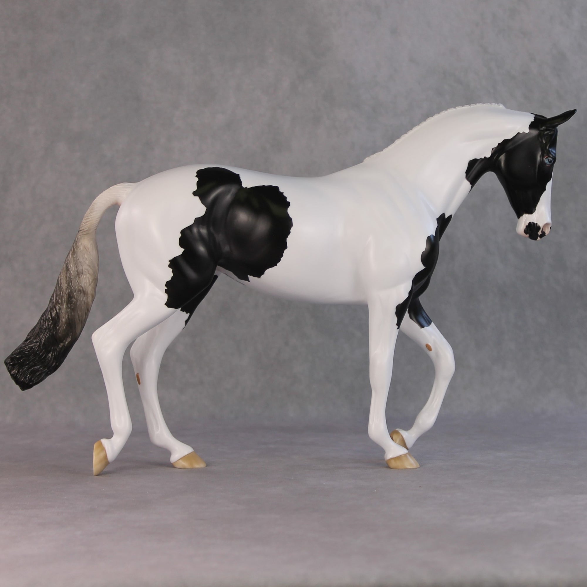 Vostok OOAK Bay Tobiano Custom Thoroughbred By Jess Hamill HS24
