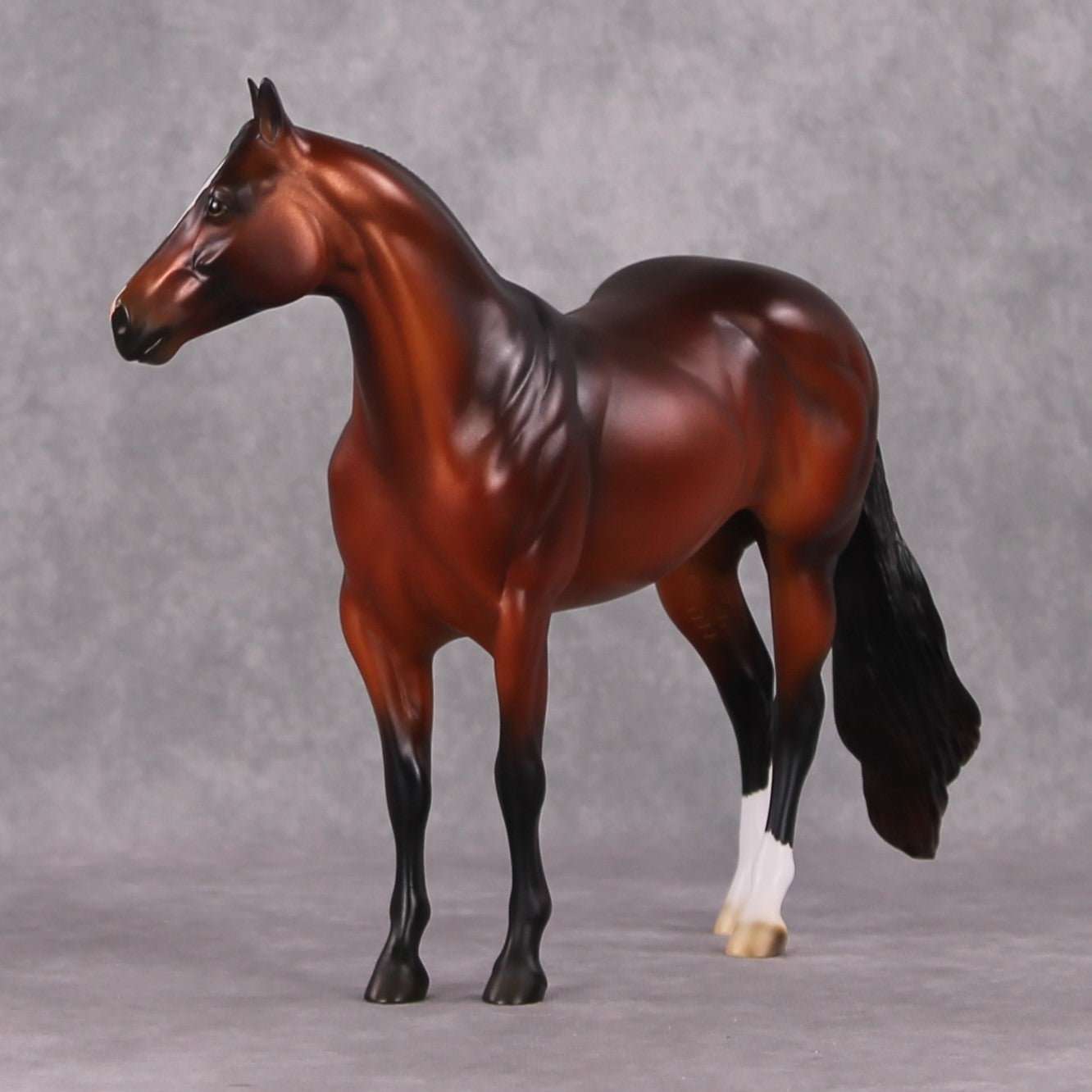 Woodford OOAK Deep Rich Bay ISH By Visiting Artist Heather Bullach HS24 Best Offer