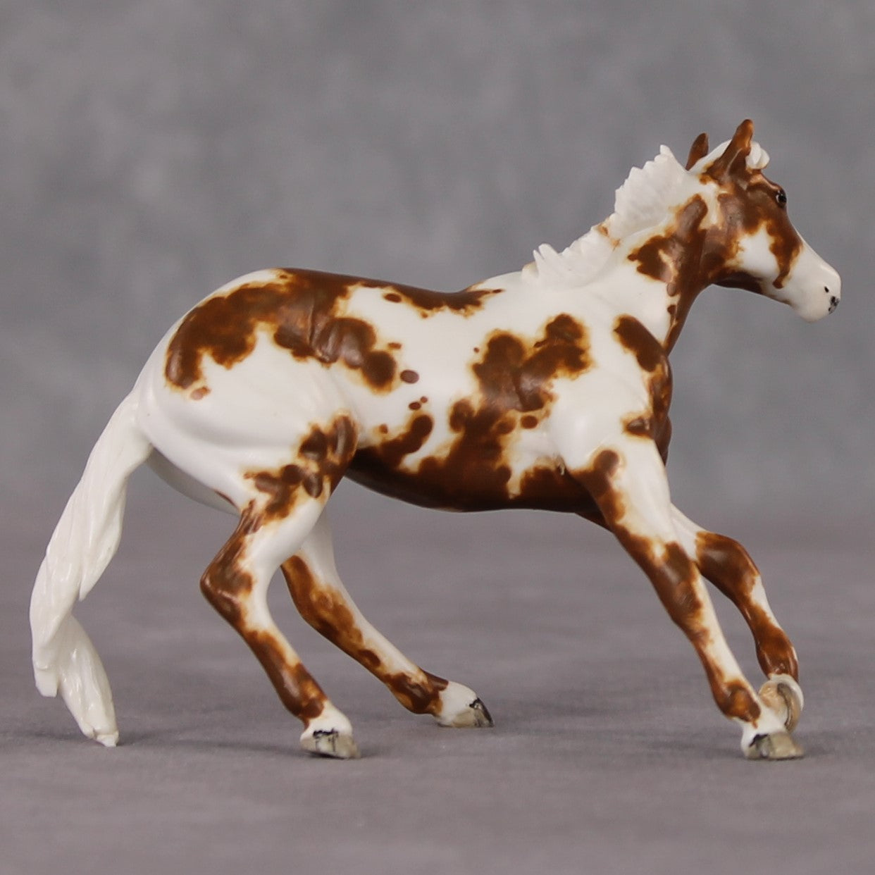 Labrynth OOAK Chestnut Pinto Cutter Custom Chip By Andrea Thomason HS24