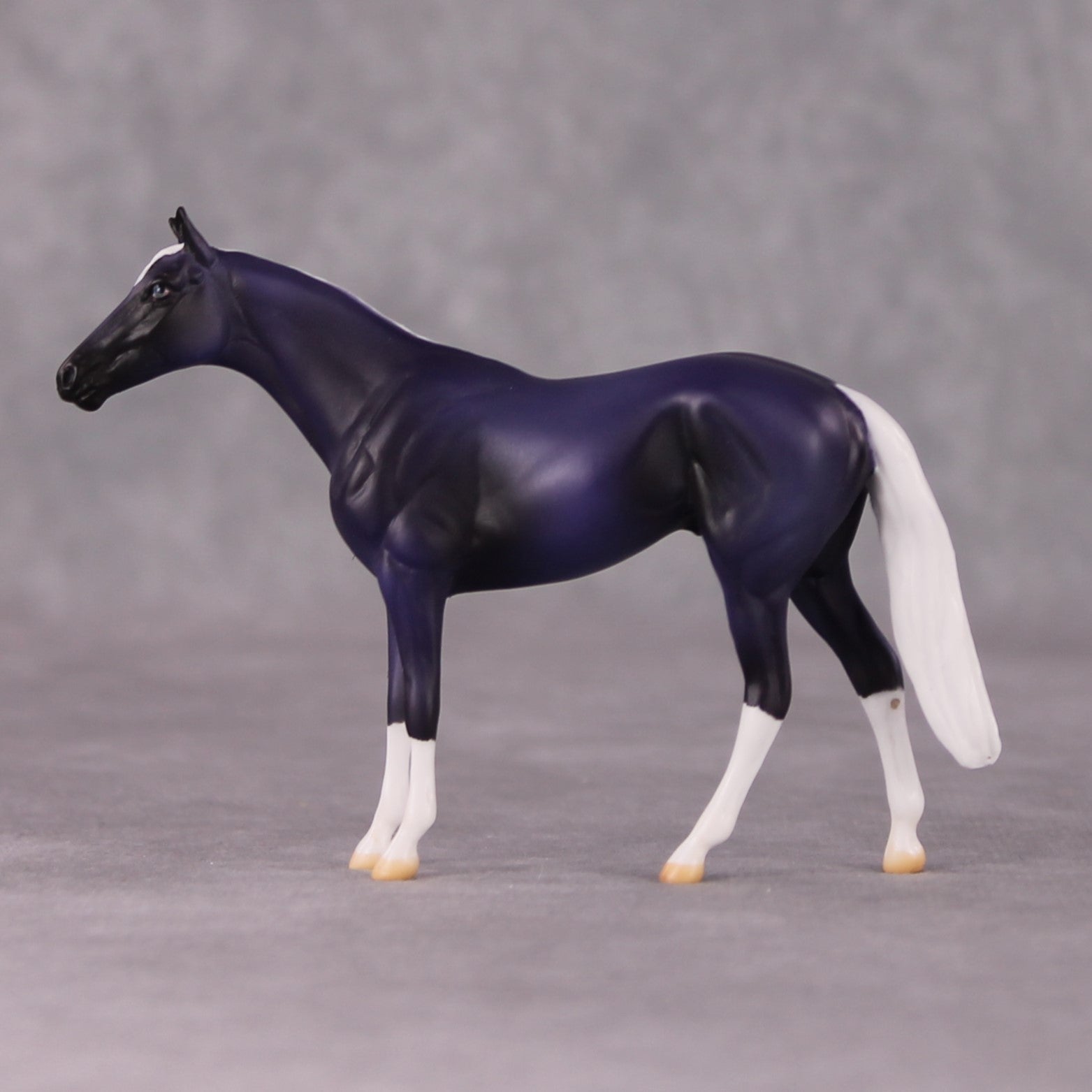 Crumpet OOAK Dark Purple Deco Thoroughbred Chip By Jamie Adamson HS24