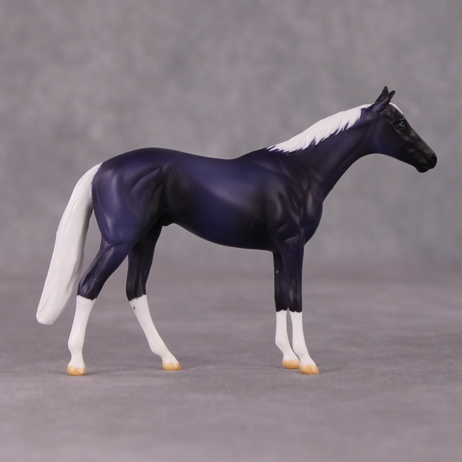Crumpet OOAK Dark Purple Deco Thoroughbred Chip By Jamie Adamson HS24