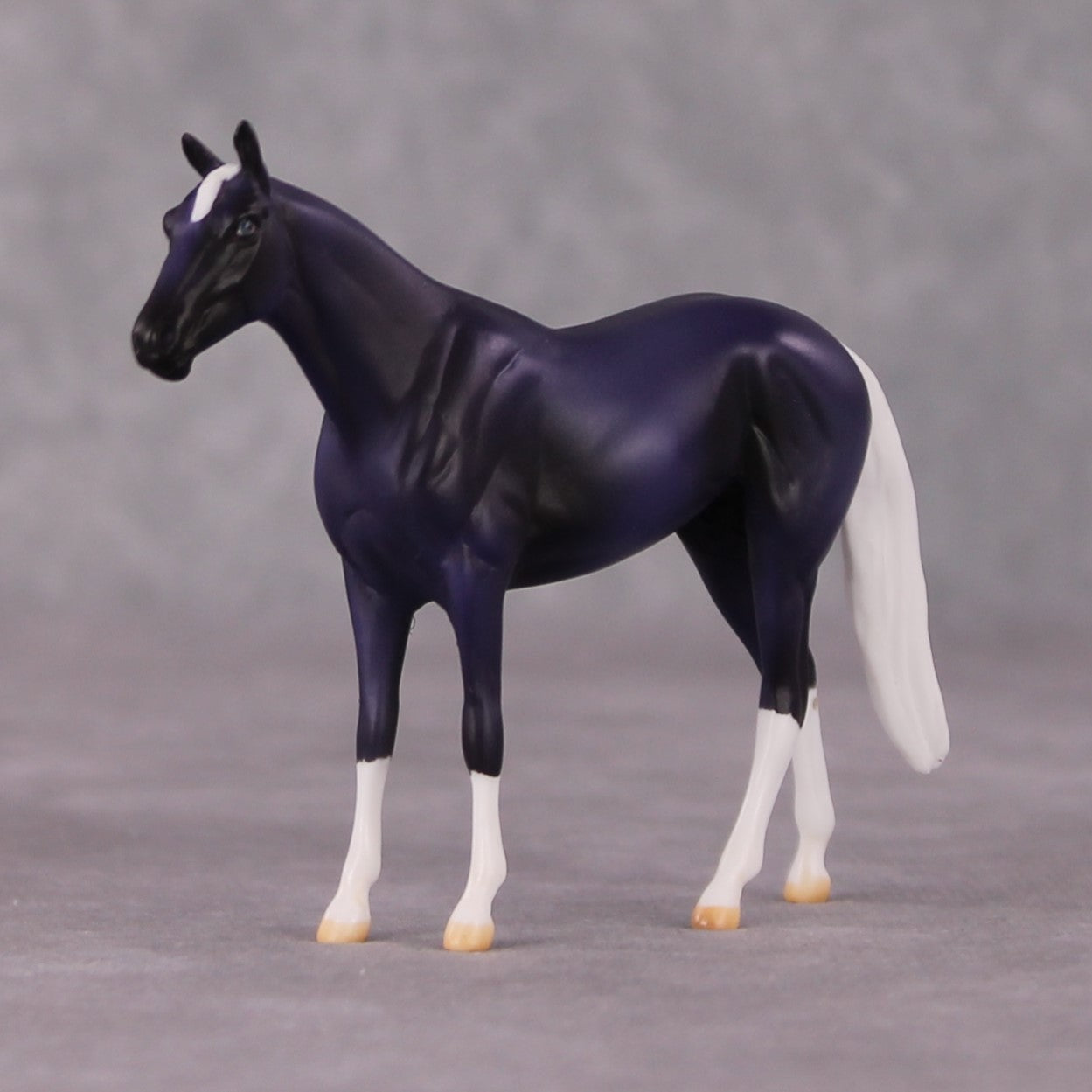 Crumpet OOAK Dark Purple Deco Thoroughbred Chip By Jamie Adamson HS24