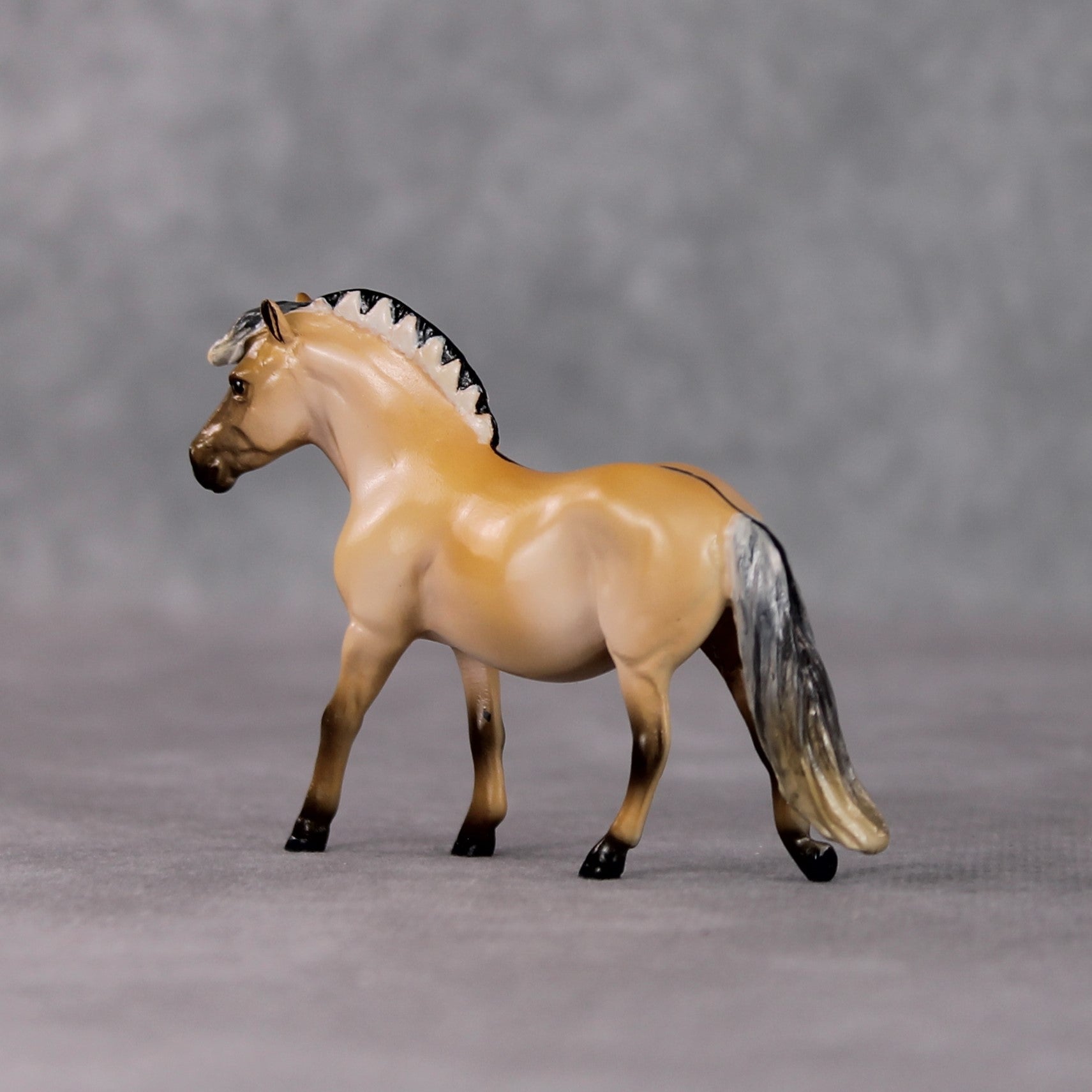 "Vafler" OOAK Custom Fjord Pony Chip By Kristin Cermele - Gemstone Series