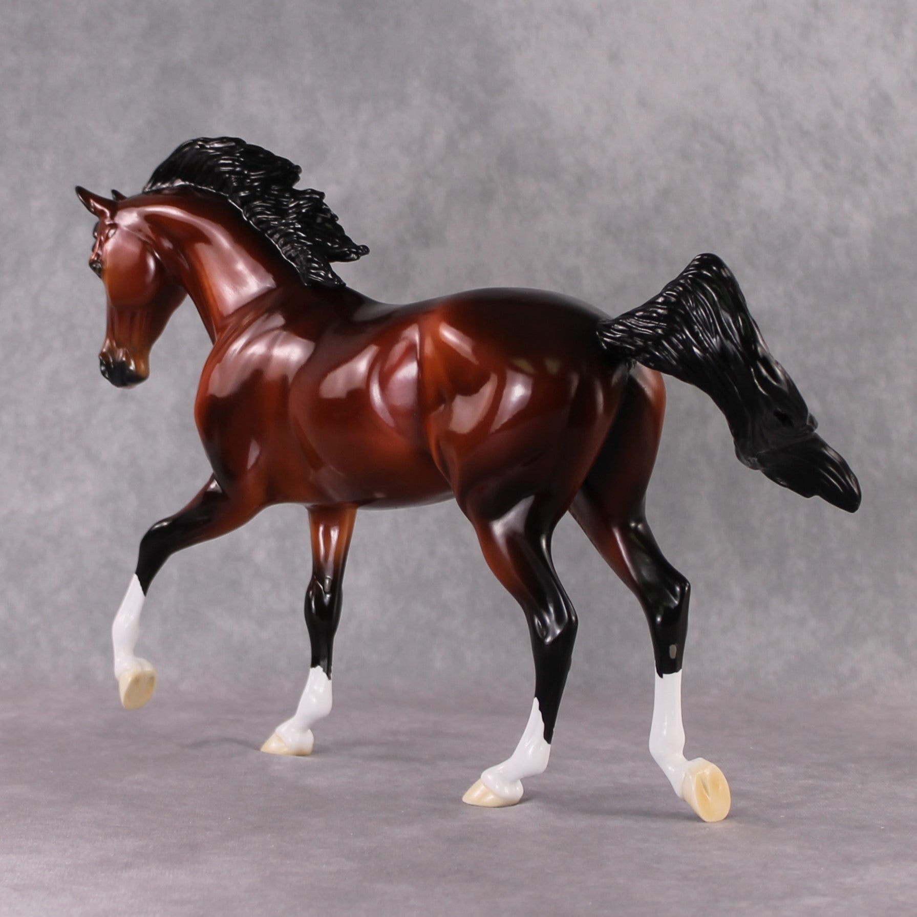 "Ace" Glossy Thoroughbred By Ellen Robbins