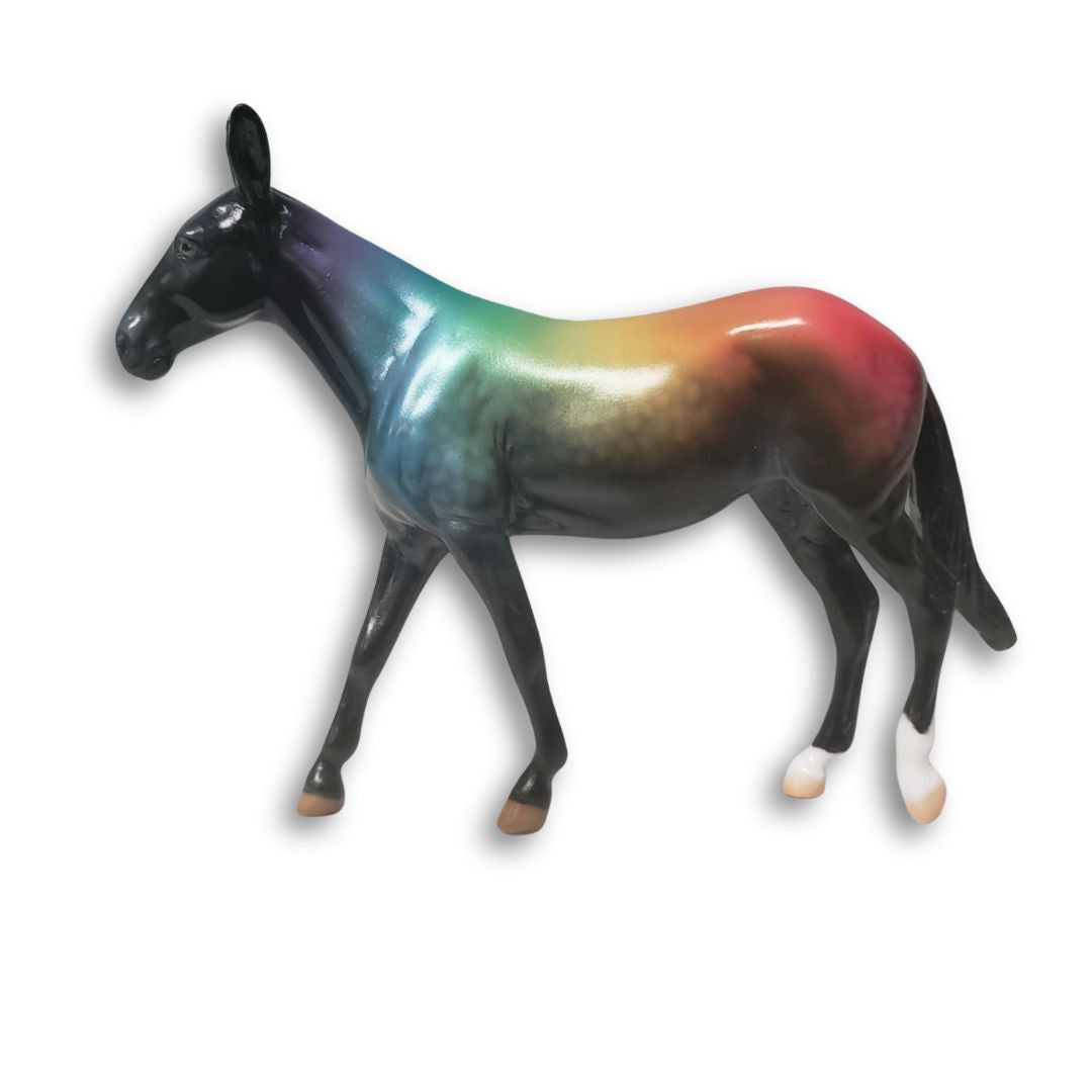 Between Those Ears Run LE-10 Rainbow to Monochrome Deco Series Various Chips By Jess Hamill EQ24 Based on AotH Entry From Morgan Hoffman