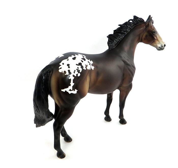 BRADY LE-4-APPALOOSA ISH MODEL HORSE 2/3