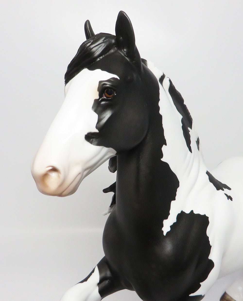 BUGSY MALONE-OOAK DAPPLE BLACK PAINT TROTTING DRAFTER MODEL HORSE EQ 2017