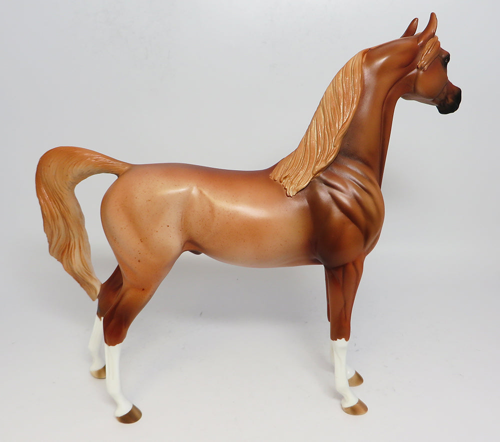 GASTON-OOAK CHESTNUT ROAN ARABIAN MODEL HORSE 5/1