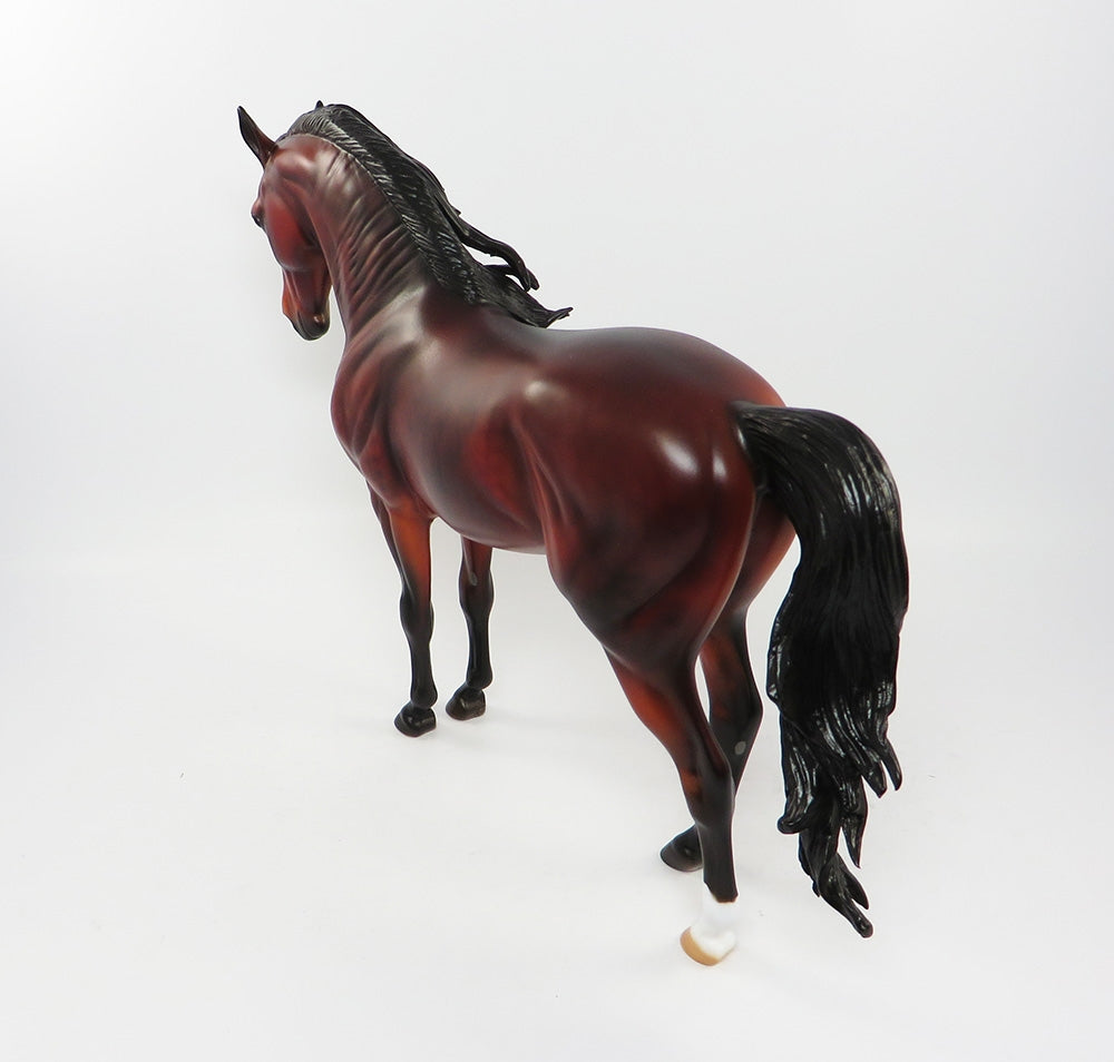 GUADALUPE-LE-8 DAPPLE BAY ANDALUSIAN MODEL HORSE EQ 2017