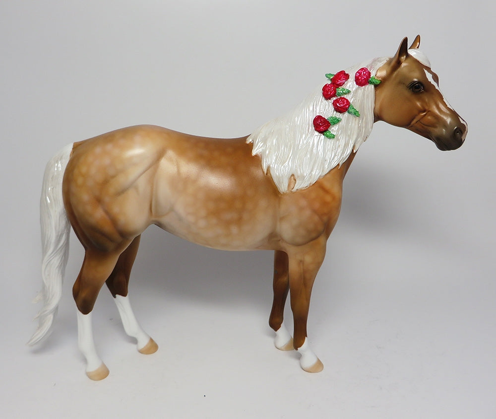 GOLDEN BUTTE-OOAK DAPPLE PALOMINO ISH MODEL HORSE EQ 2017