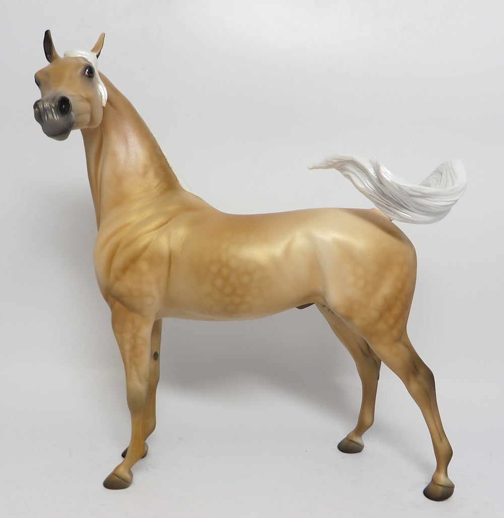 GOLDEN MIST-OOAK CUSTOM DAPPLE PALOMINO ARABIAN WHS 2017