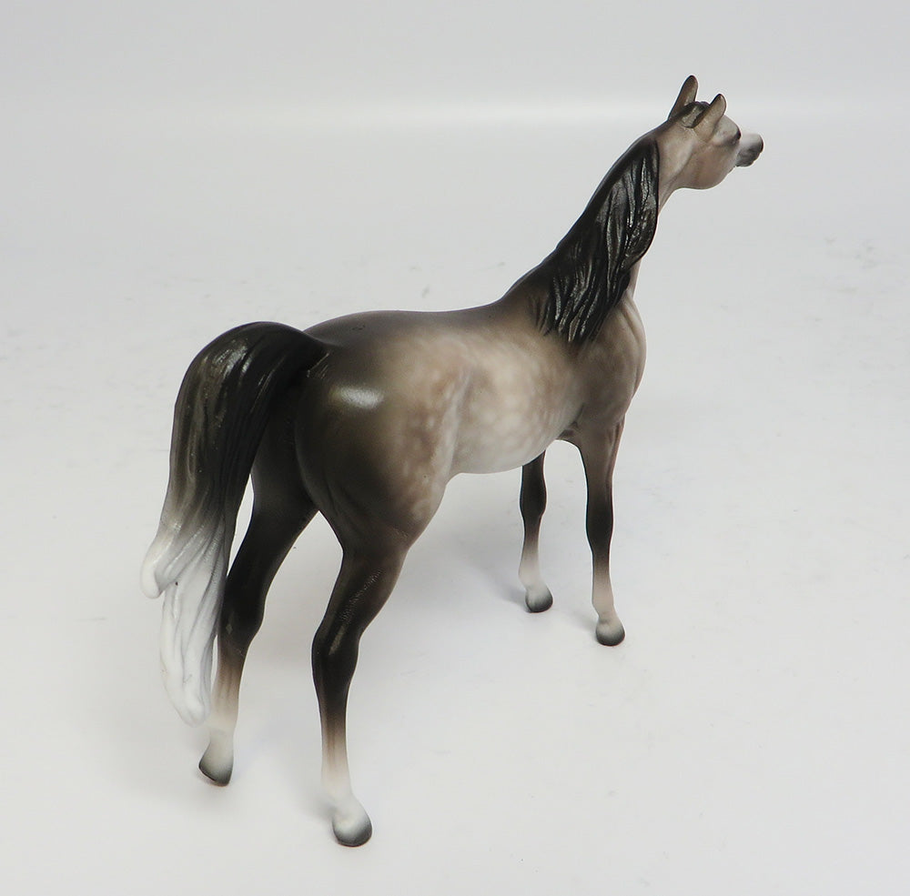 ETERNITY~OOAK DAPPLE GREY ARABIAN CHIPS MODEL HORSE 5/10