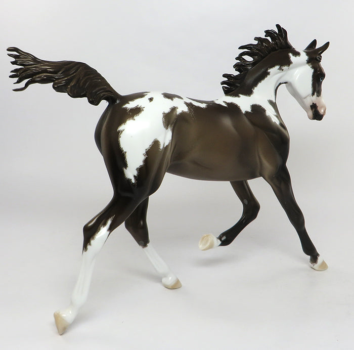 SIERRA DAWN-OOAK ETHCHED BROWN YEARLING MODEL HORSE 7/7