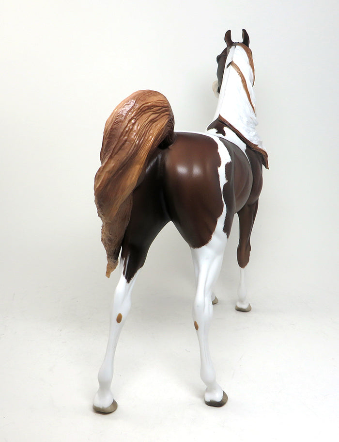 HENNESSY - OOAK CHESTNUT PAINT ARABIAN MODEL HORSE by SHERYL LEISURE - 1/15