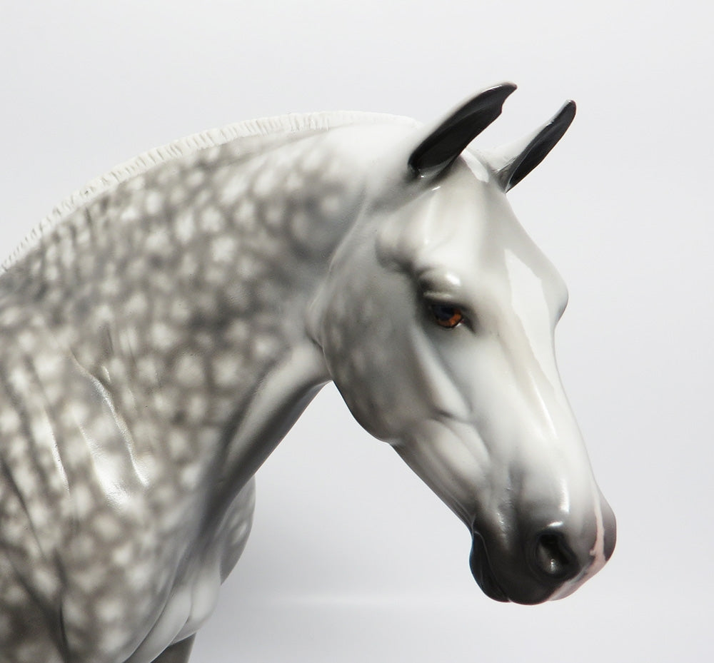 GINNY-OOAK STAR DAPPLE GREY BUNNY BY SHERYL LEISURE MODEL HORSE WHS 2017