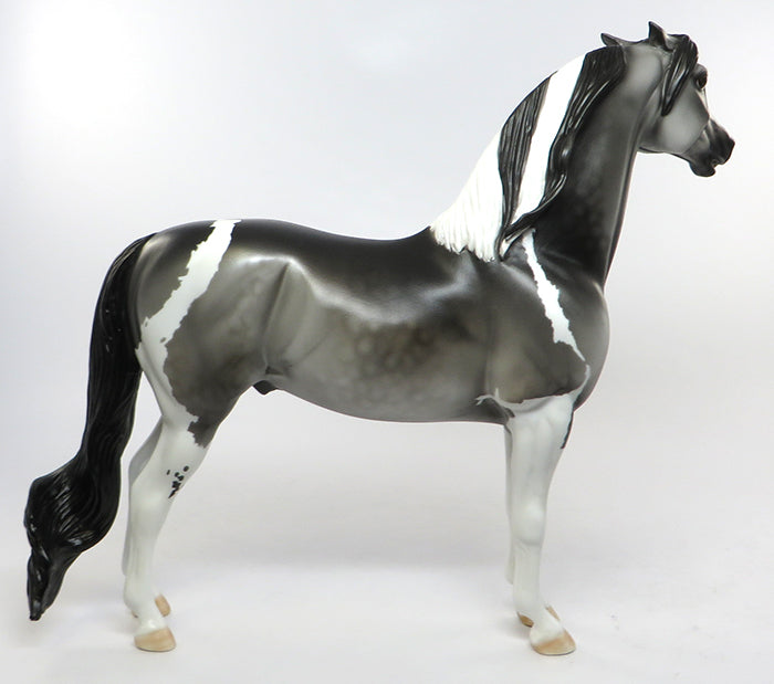 MR. PISSY-OOAK DAPPLE GREY PAINT MODEL HORSE 7/15