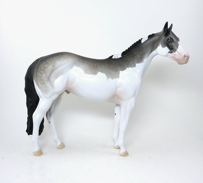 more smoke paint model horse
