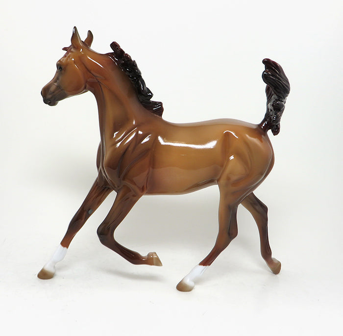 RUM RUNNER - OOAK CHESTNUT ARABIAN YEARLING WITH GLOSS MODEL HORSE - 1/15