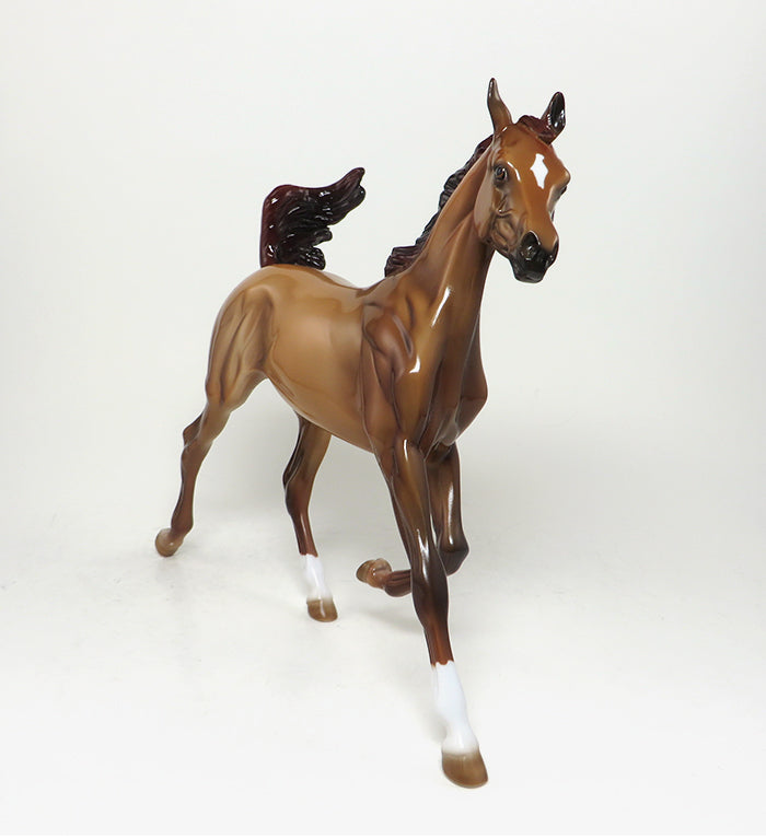 RUM RUNNER - OOAK CHESTNUT ARABIAN YEARLING WITH GLOSS MODEL HORSE - 1/15