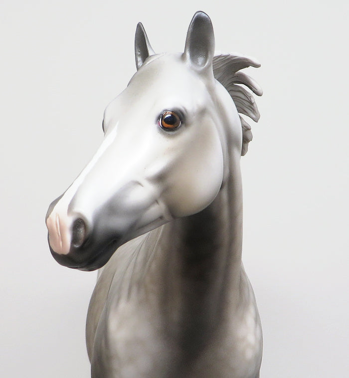 PEARL JAM - OOAK DAPPLE GREY ISH MODEL HORSE - 1/22