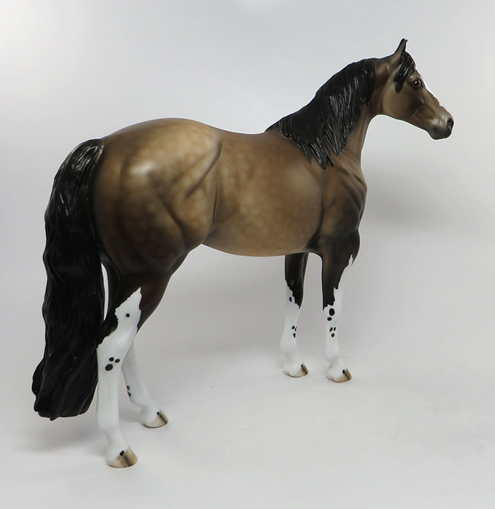 EYE CONTACT-OOAK BUCKSKIN PAINT ISH MODEL HORSE 7/15