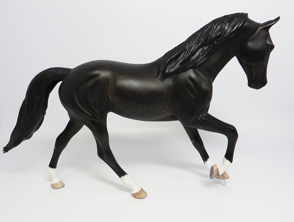 CHARLEVOIX~OOAK DAPPLE BLACK TWH EQ 2017