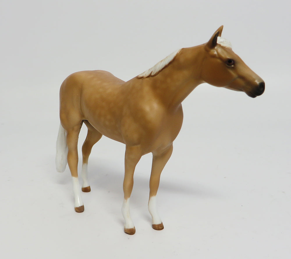Dark Palomino