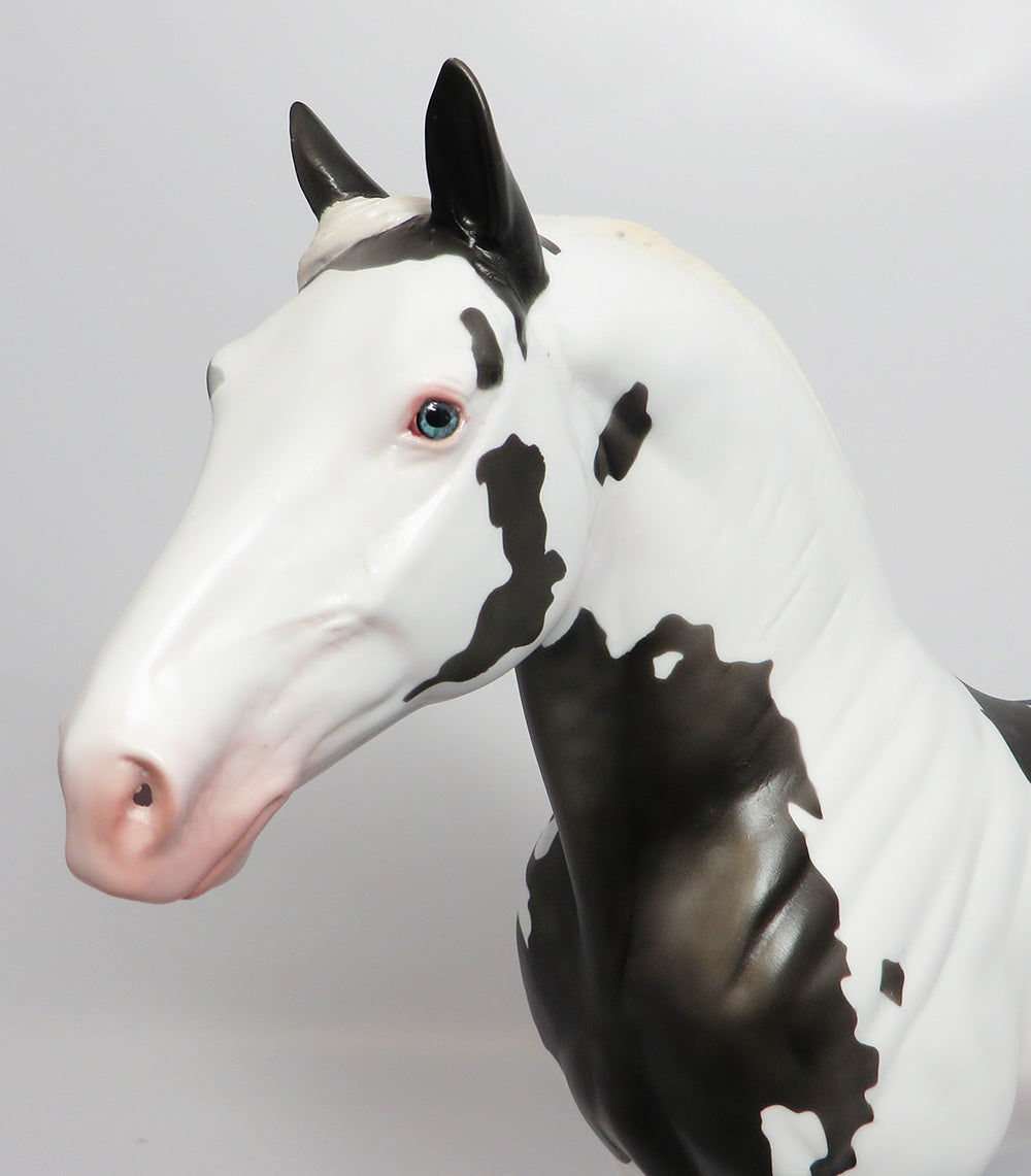 GOOCH~OOAK DAPPLE GREY PINTO STANDING DRAFTER MODEL HORSE 6/2/17