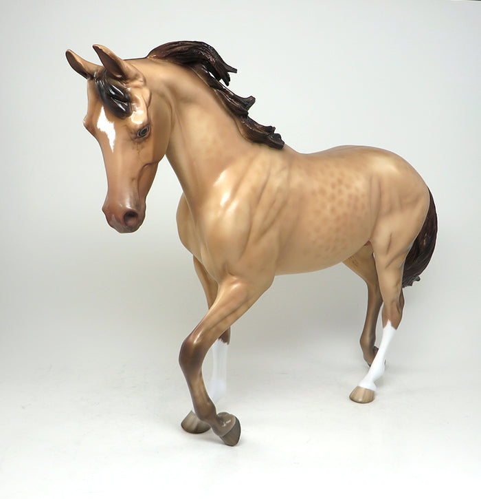 BFG - OOAK REVERSE DAPPLE CHAMPAGNE BUCKSKIN THOROUGHBRED MODEL HORSE - 1/29