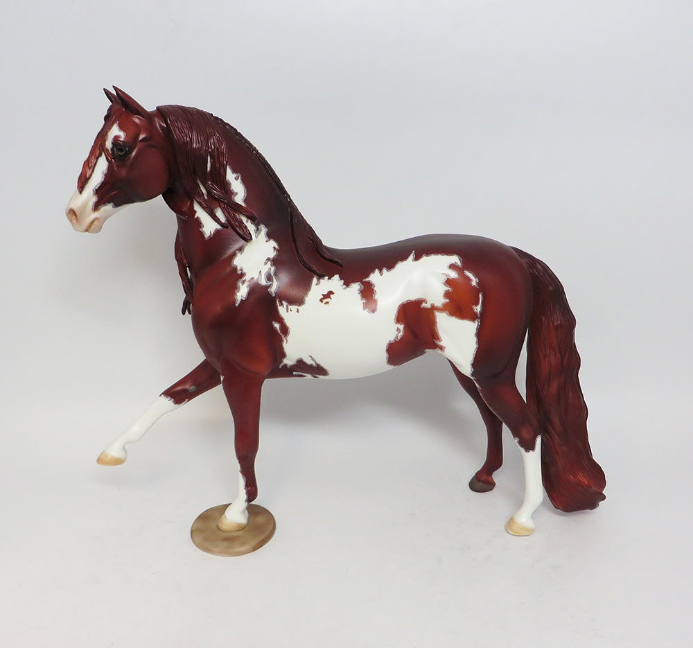 FLANKER-OOAK RED CHESTNUT OVERO MORGAN MODEL HORSE SUPER BOWL 2018