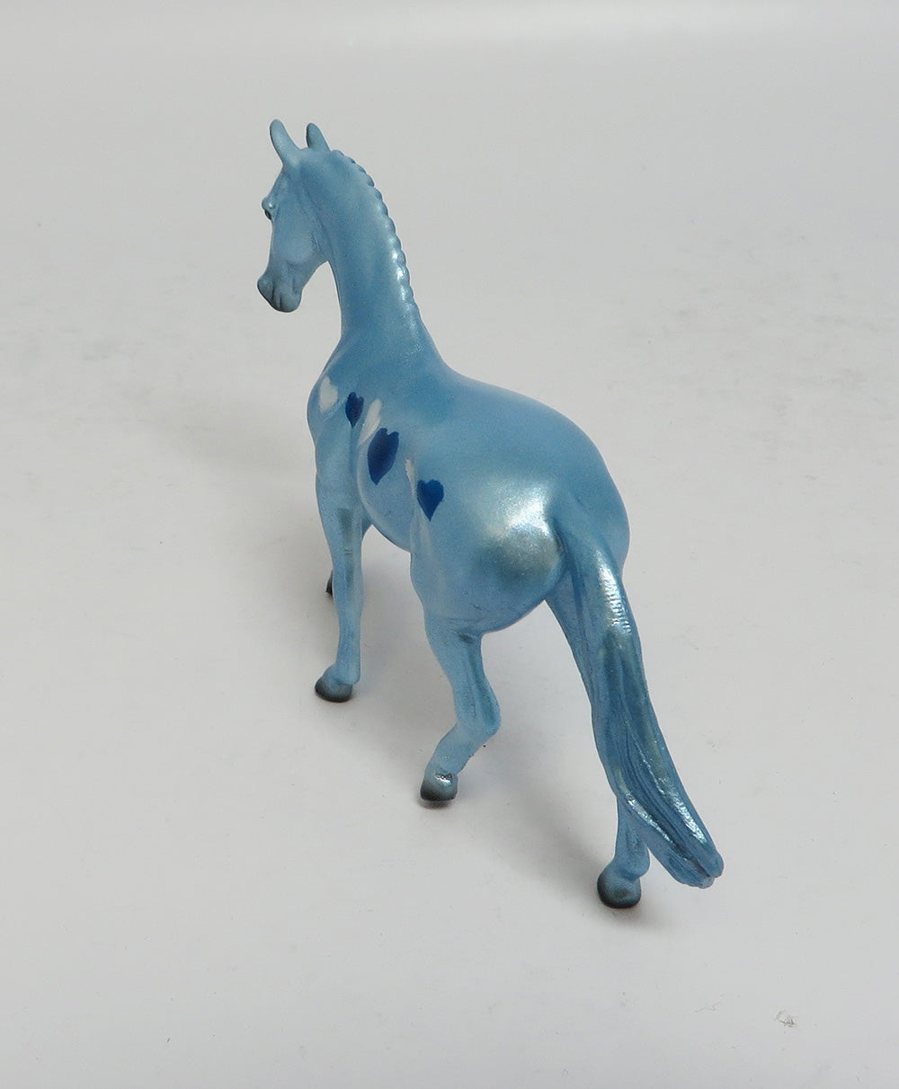 HEARTHROB-OOAK BLUE WARMBLOOD CHIP WITH BLUE AND WHITE HEART MODEL HORSE 1-17-18