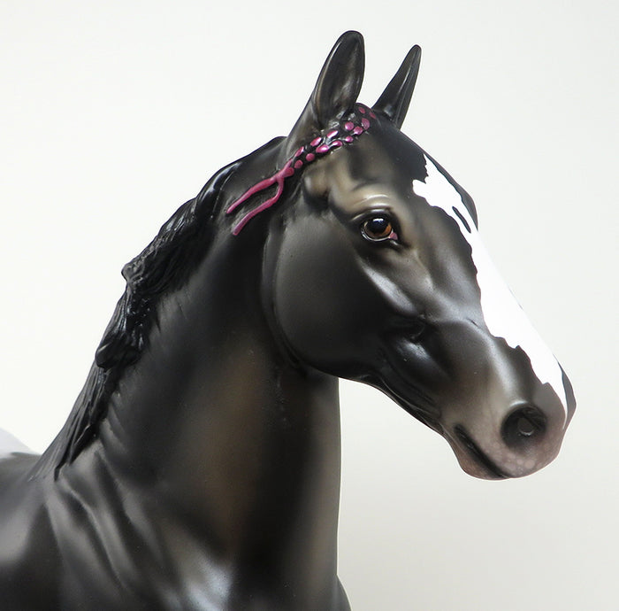 AESOP - OOAK APPALOOSA TROTTING DRAFTER MODEL HORSE - 2/5