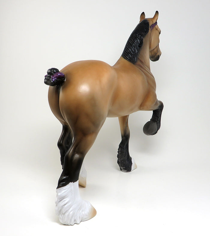 FOSTER - OOAK BUCKSKIN TROTTING DRAFTER MODEL HORSE - 2/5