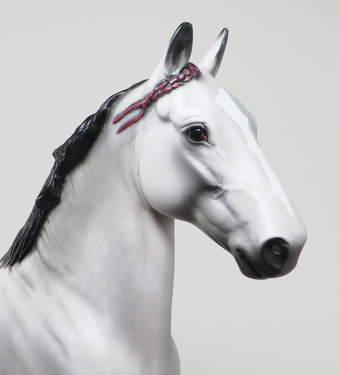 CYPRUS - OOAK DAPPLE GREY TROTTING DRAFTER MODEL HORSE - 2/5