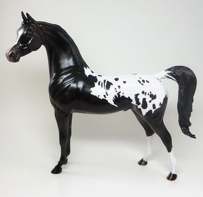 APPALOOSA ARABIAN MODEL HORSE