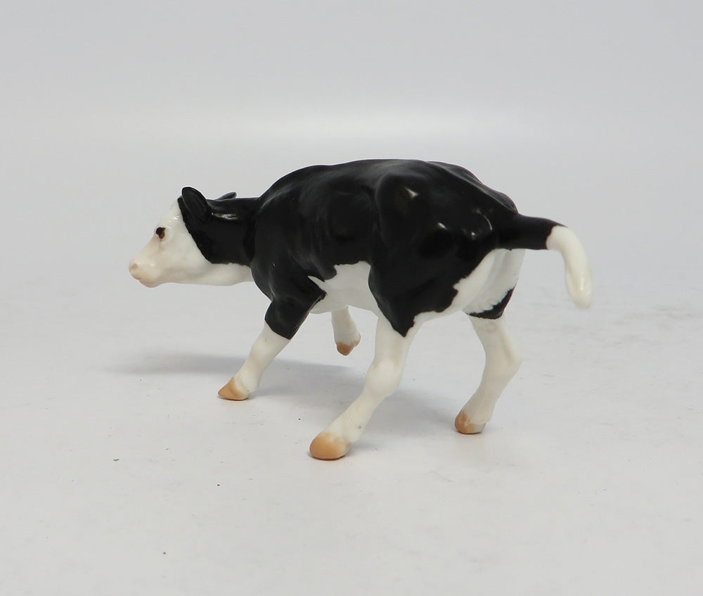 BUMP AND RUN-LE-5 LIGHT BAY PAINT CUTTER AND BLACK AND WHITE CALF MODEL HORSE SUPER BOWL SALE 2018