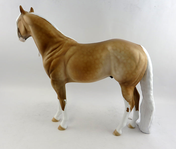 CHEX MIX-OOAK DAPPLE PALOMINO ISH MODEL HORSE BY DAWN QUICK 1/13